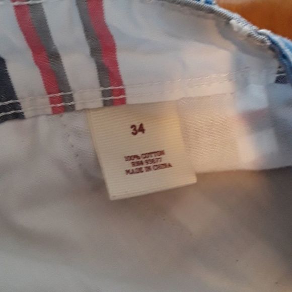 Size 34 Arizona Jeans Co. Shorts - Picture 3 of 4